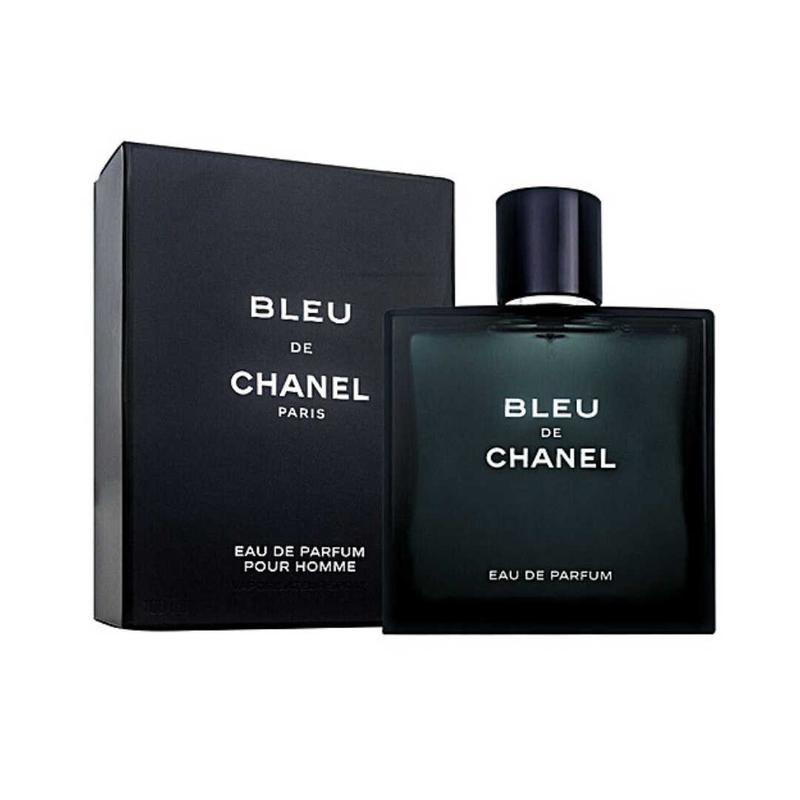 صورة عطر شانيل بلو مع علبته