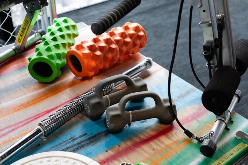An image of some exercise equipments