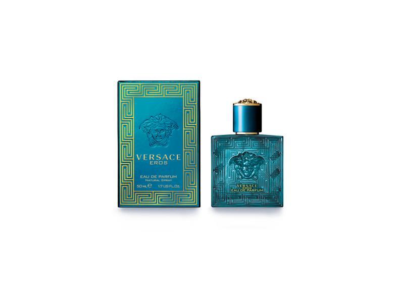 An image of Versace eros EDP with its box