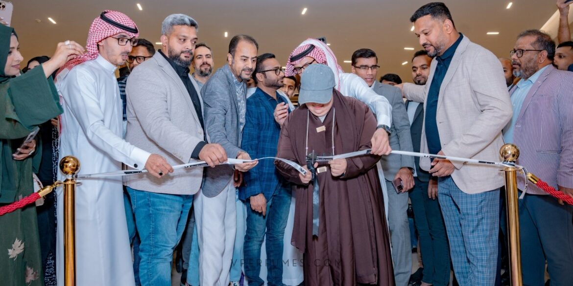 An image of the inauguration of new V Perfumes store in Jeddah