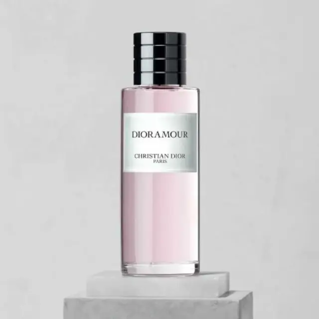 An image of Dior amour perfume.
