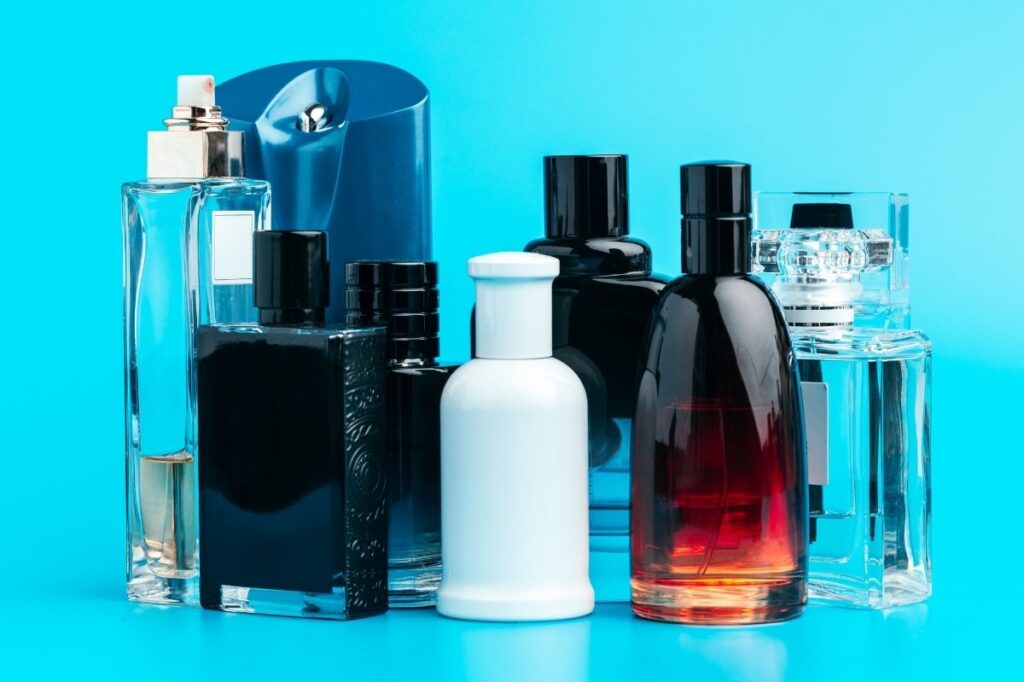An image of a set of differenr perfumes