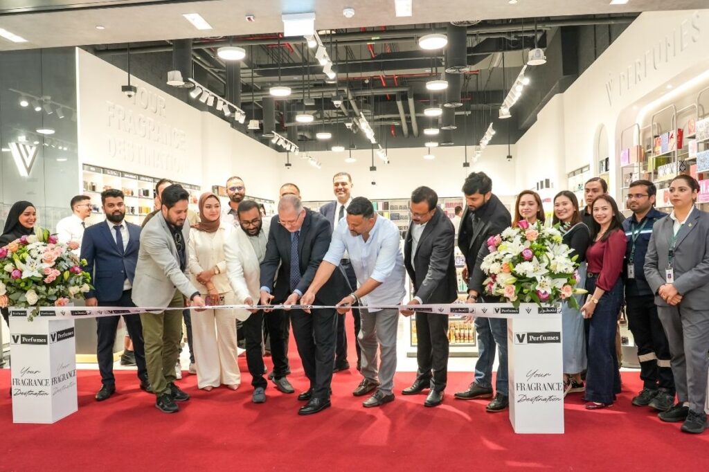V Perfumes Opens a New Store in Qatar 18 An image of the inauguration of V Perfumes store in Tawar mall Qatar