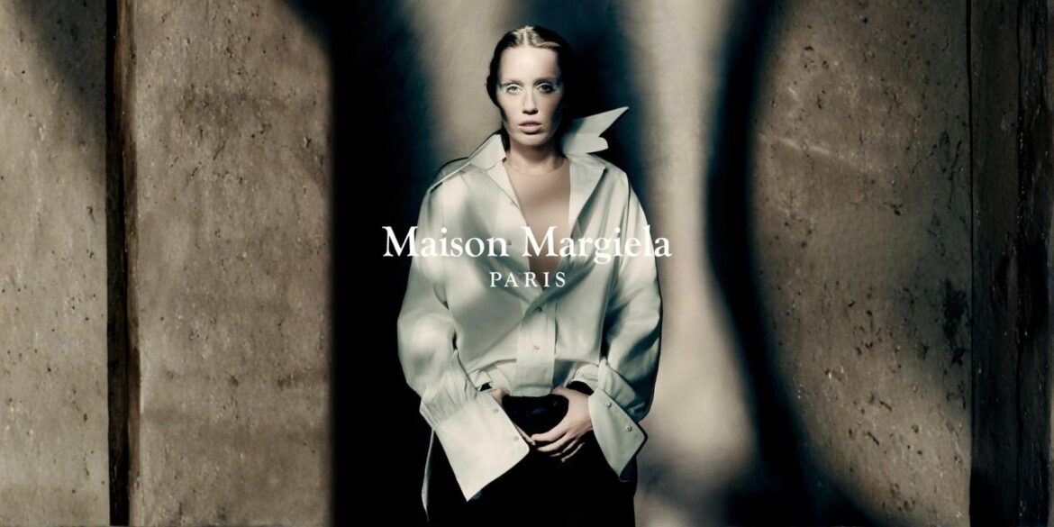 An image of Miley cyrus with the Maison margiela campaign