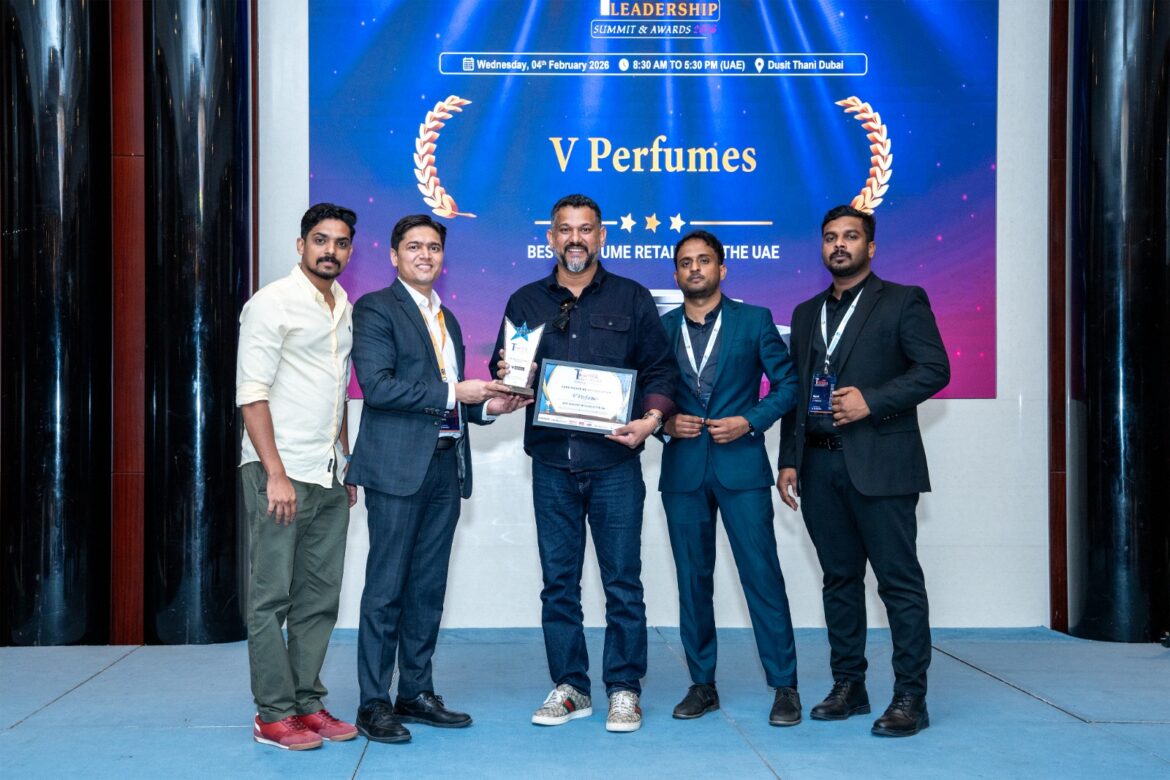 An image of leaders from V Perfumes receiving Martech leadership award for best online retailer