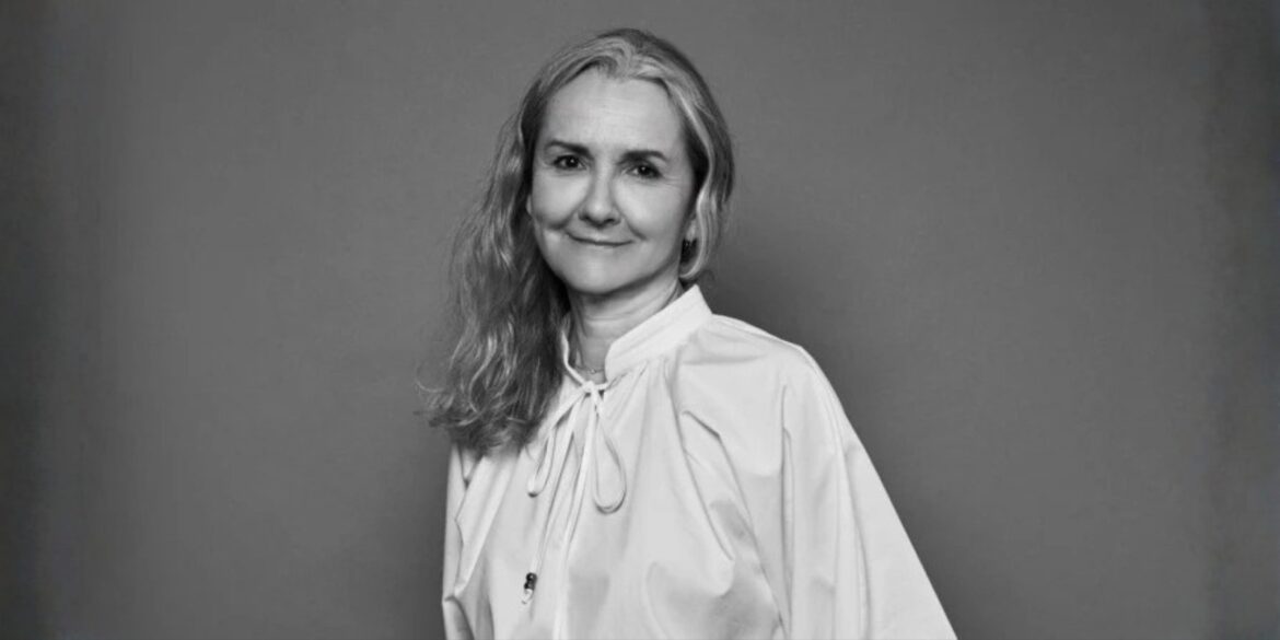 صورة للعطارة آنيك ميناردو