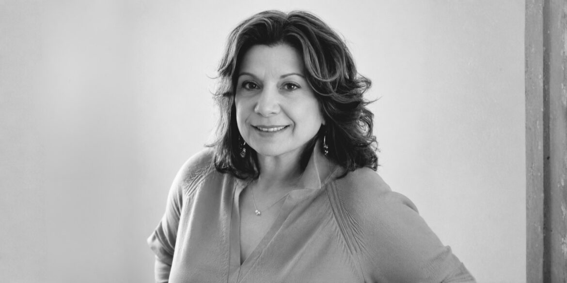 An image of the perfumer Ellen Molner