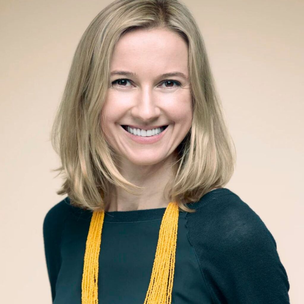 AN image of Gabriela chelariu perfumer
